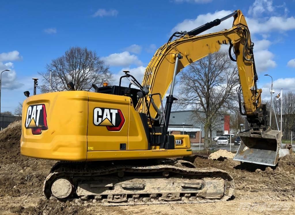 CAT 320 Верижен екскаватор