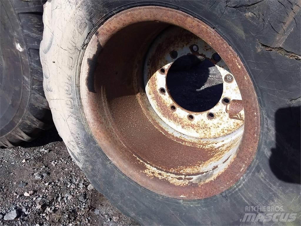 Valmet 860 24x26,5 Гуми