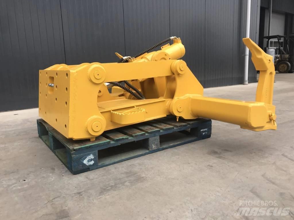 Komatsu D51 Скарификатор