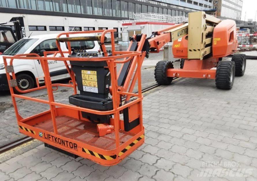 JLG 520 AJ Съчленени стрелови подемници