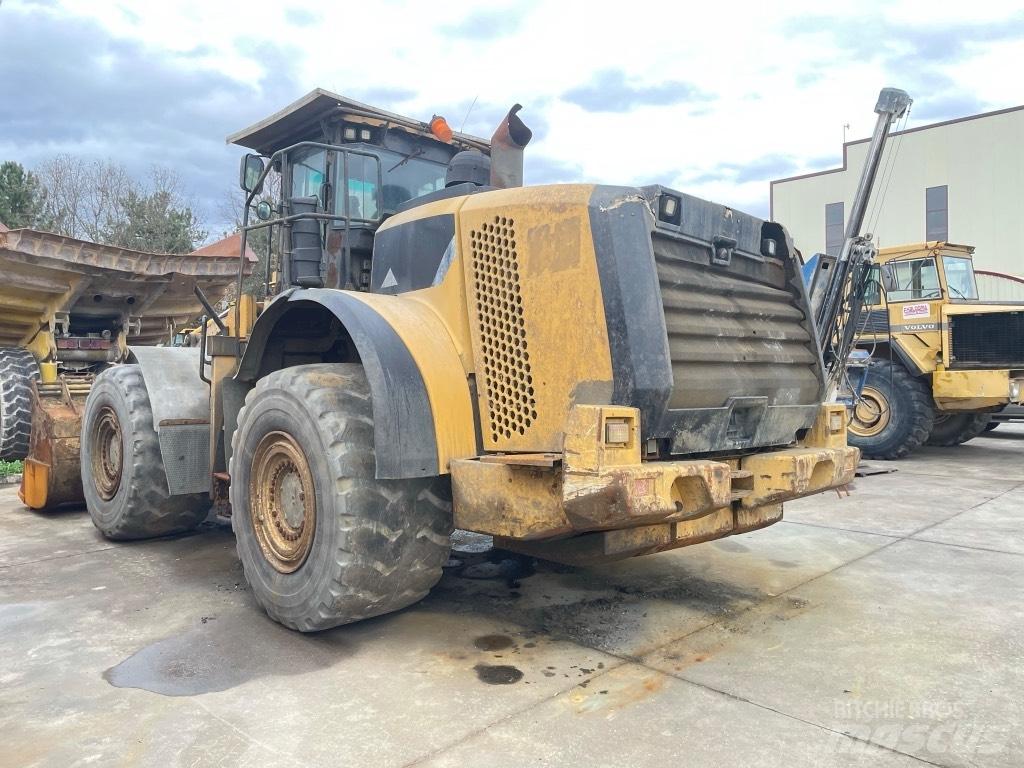 CAT 980 K Колесни товарачи