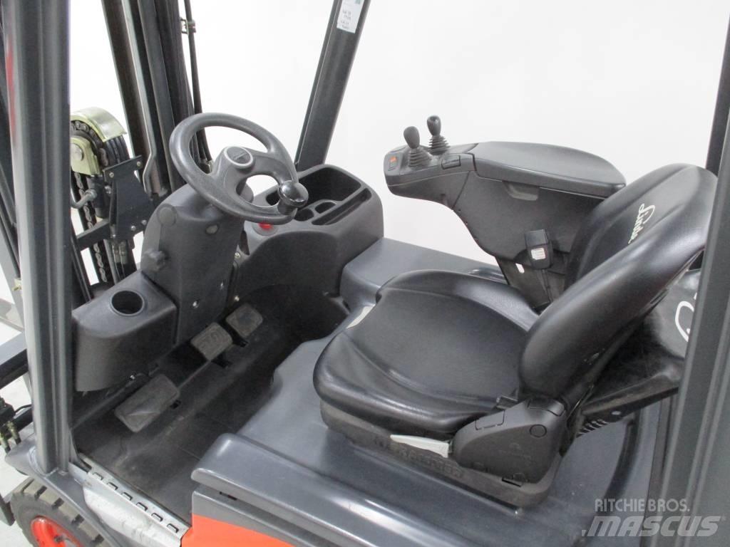 Linde E 16 C-02 Електрически вилични кари-повдигачи