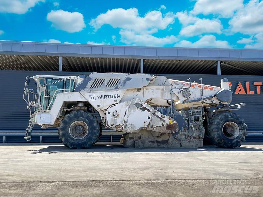 Wirtgen WR 240I Рециклатори на асфалт