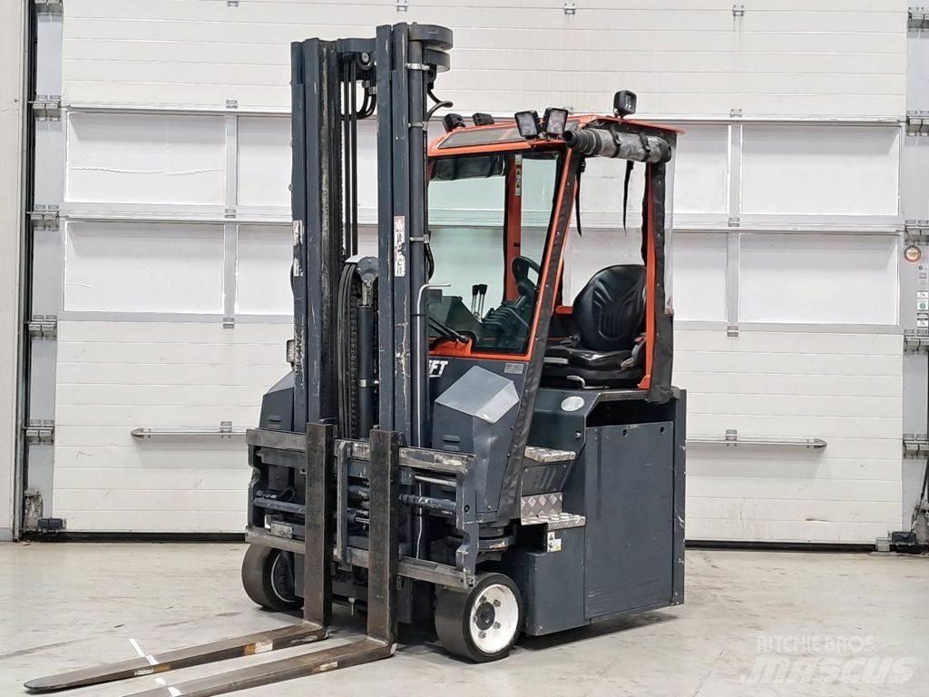 Combilift CBE2500 Страничен товарач