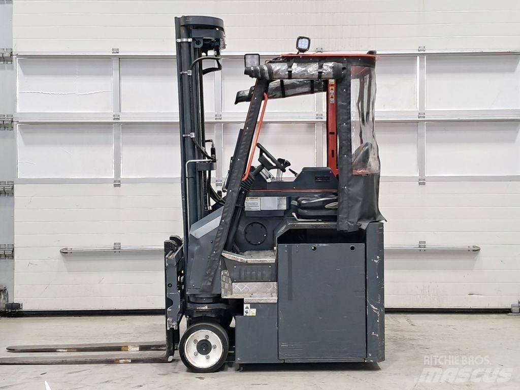 Combilift CBE2500 Страничен товарач
