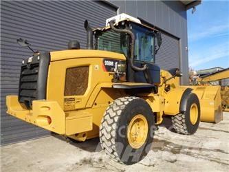 CAT 938M Колесни товарачи