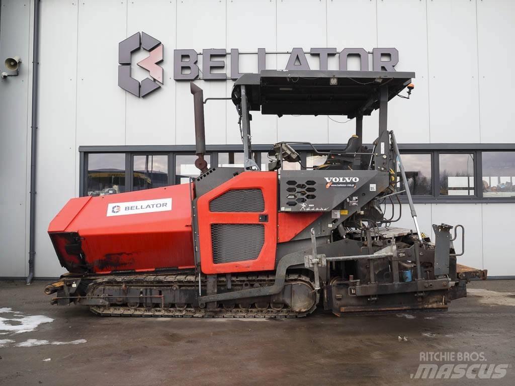 Volvo ABG P7820C Машини за асфалт