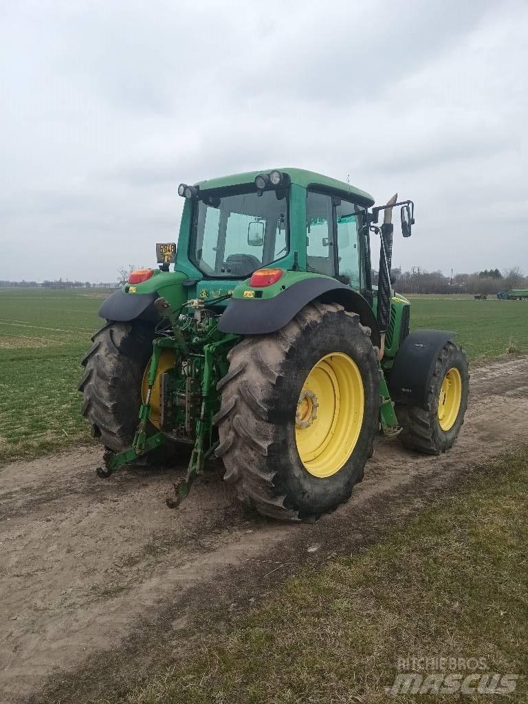 John Deere 6820 AQ Трактори