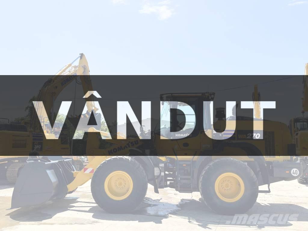Komatsu WA270-8E0 Колесни товарачи