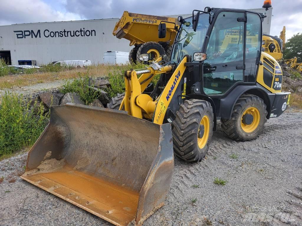 Komatsu WA70M-8 Колесни товарачи