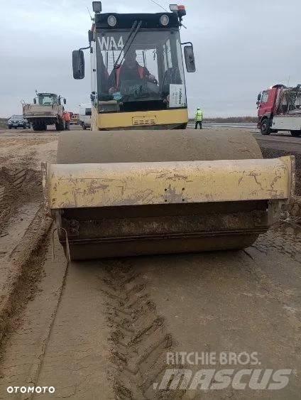 Bomag BW 213 D-4 Еднобарабанни ролки
