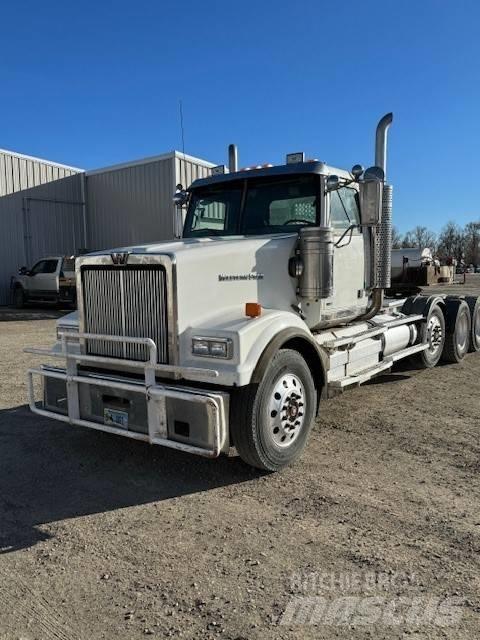 Western Star 4900 Влекачи