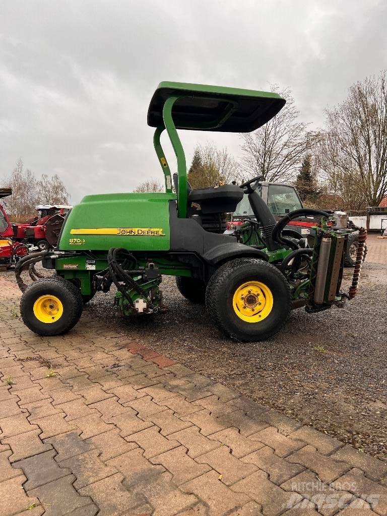 John Deere 8700 Косачки за Fairway