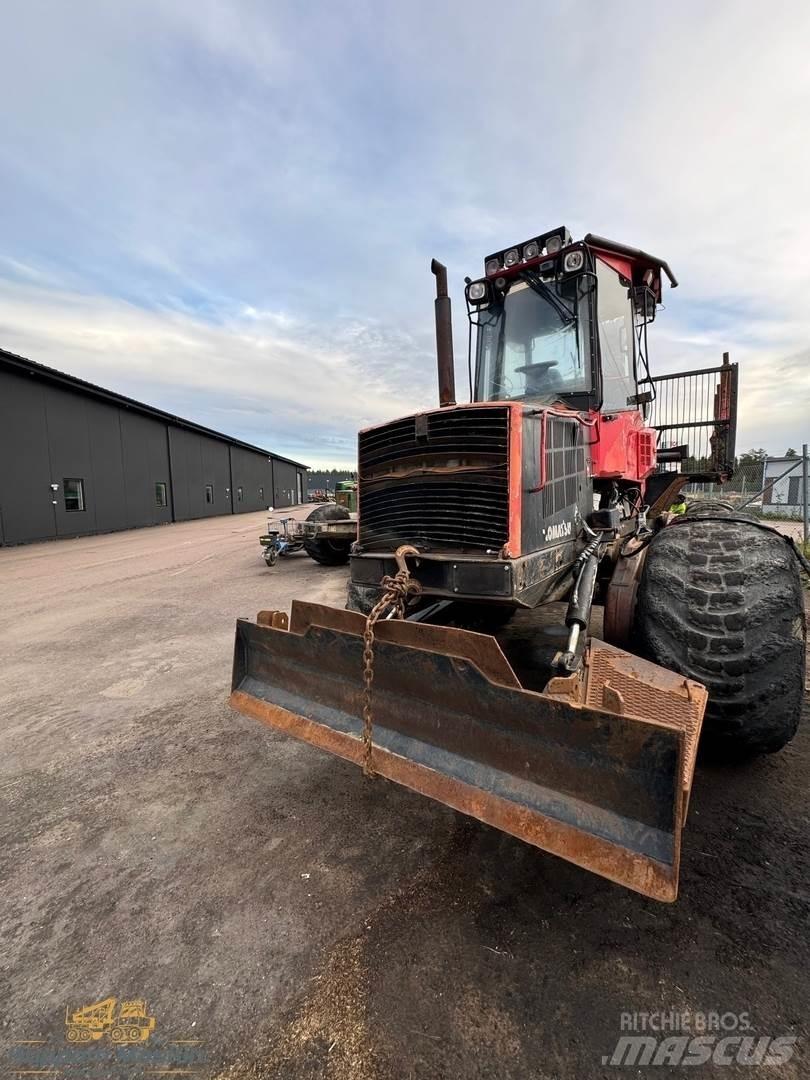 Valmet 890.3 Форуардери