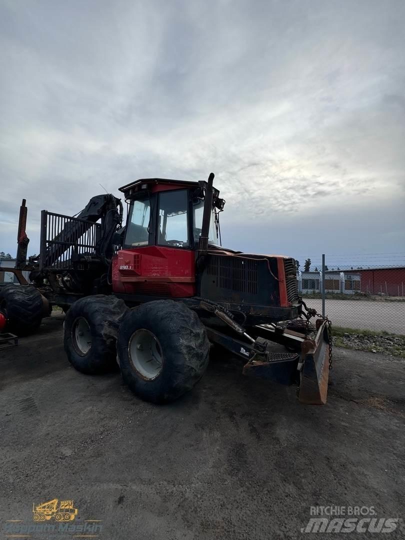 Valmet 890.3 Форуардери