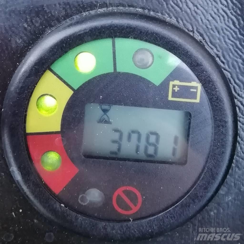 Hyster S1.4 Колички високоповдигачи с теглич