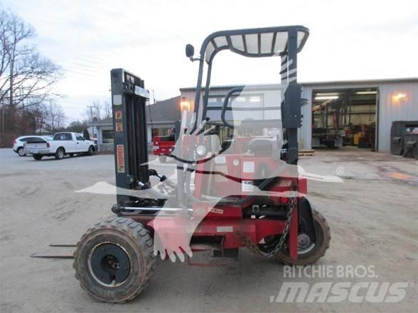 Moffett M5500N Моторизирани високоповдигачи с открити платформи