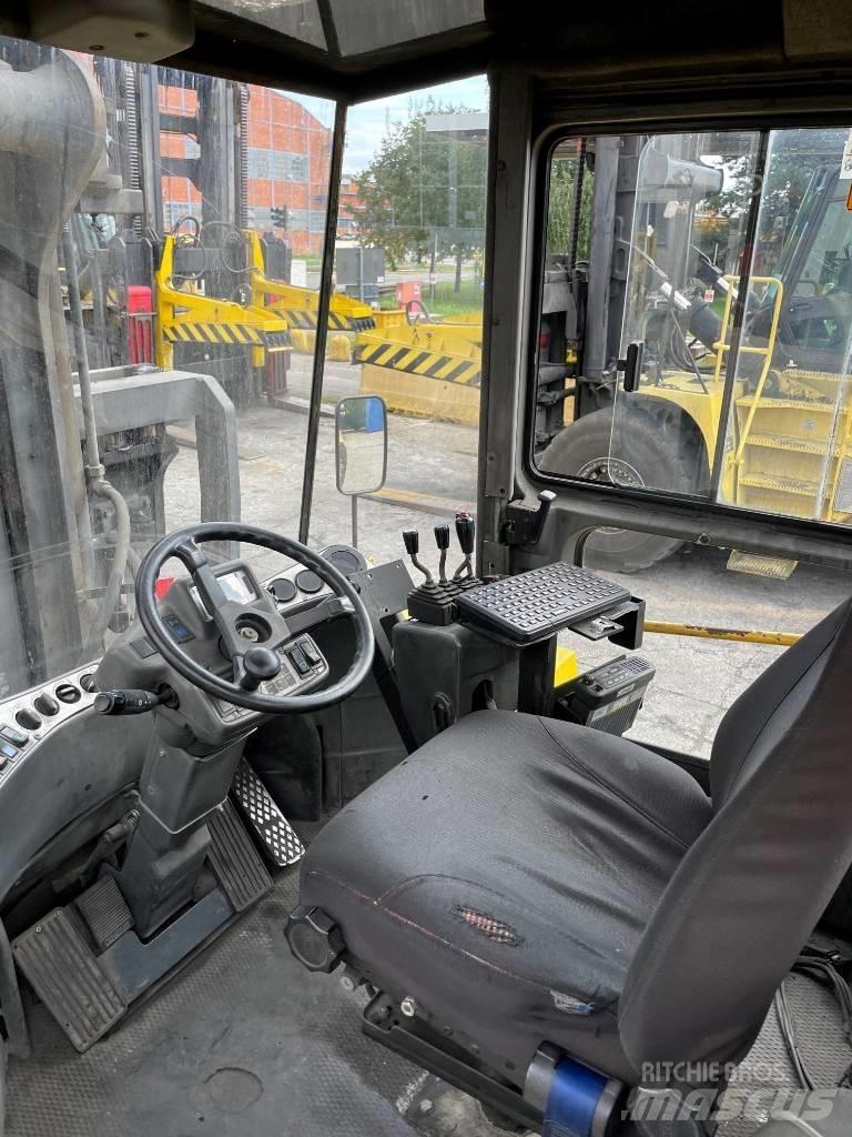 Kalmar DCD370-12 Дизелови камиони