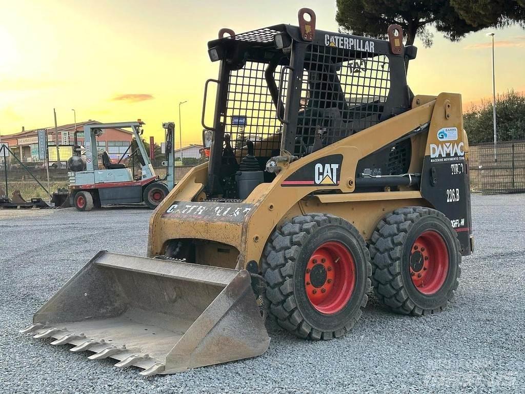 CAT 226BHF Мини товарачи