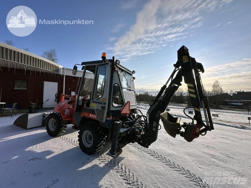Kubota R 420 Товарач със заден ексватор