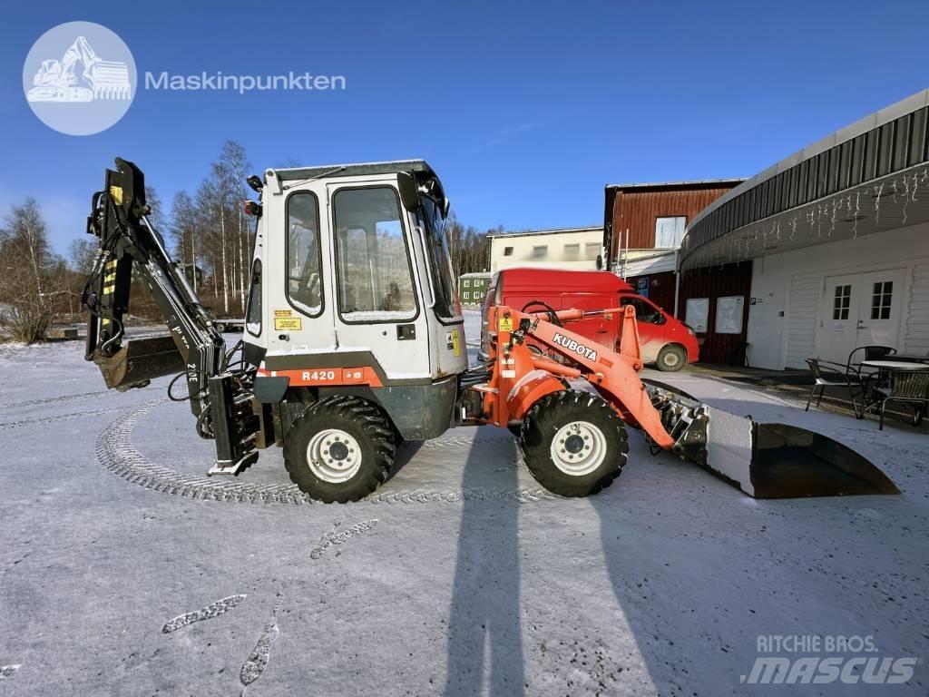 Kubota R 420 Товарач със заден ексватор