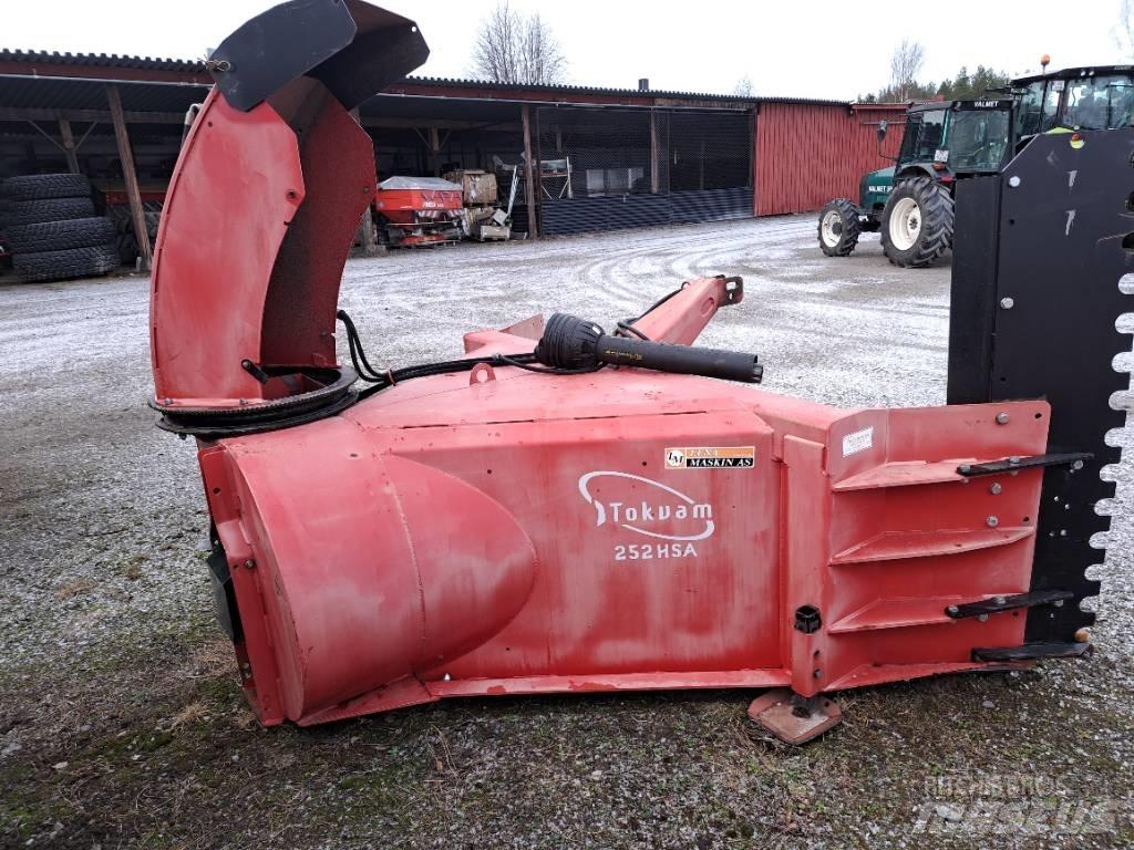 Tokvam HSA 252 Снегохвъргачки

