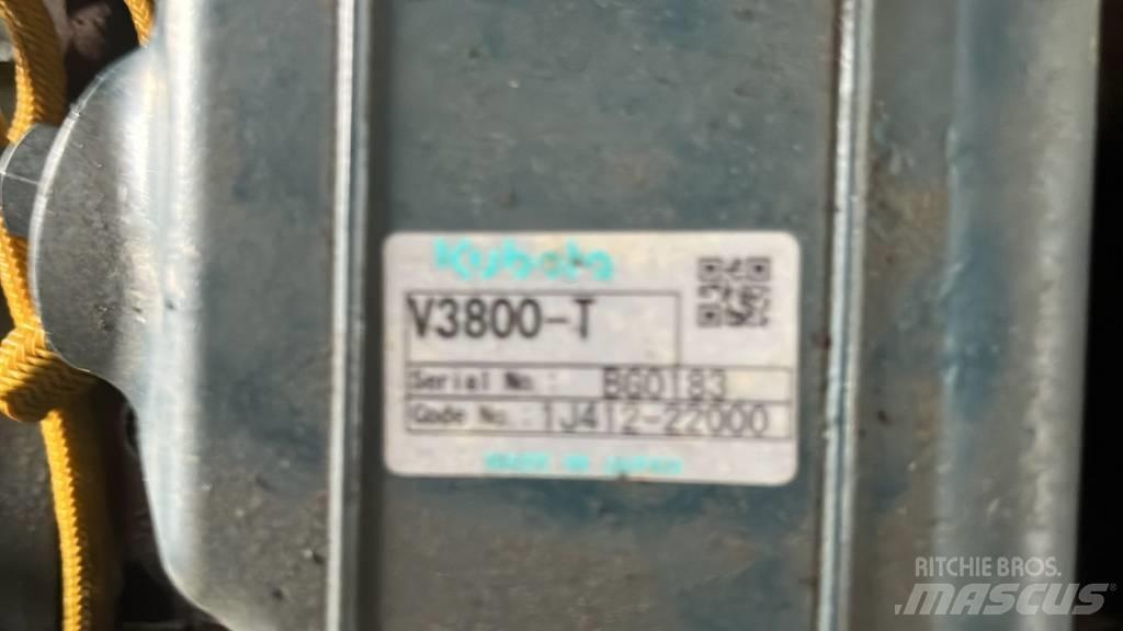 Bomag BW 174 AP-AM Двойни барабанни ролки
