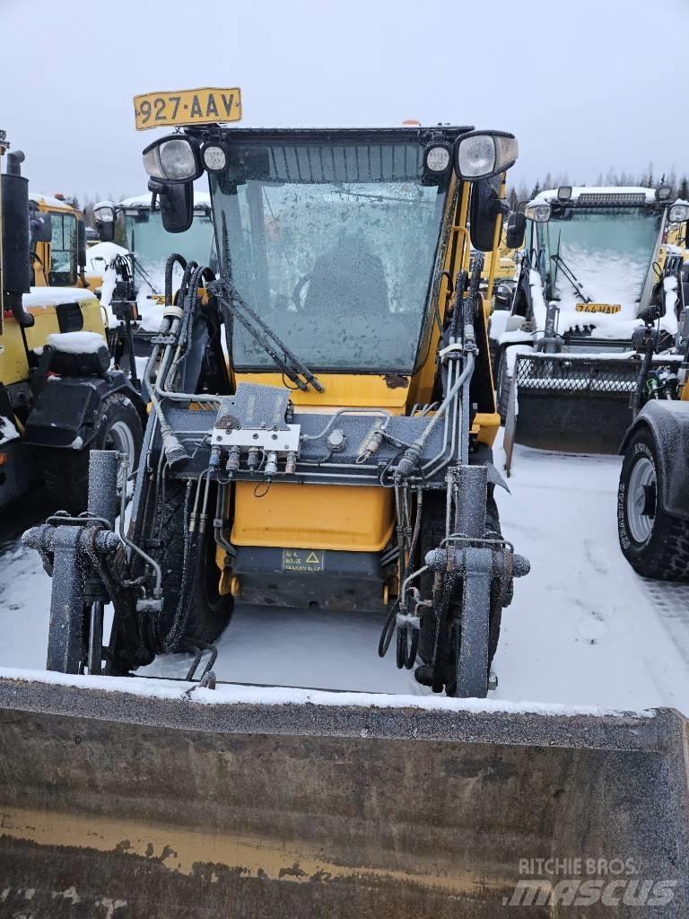 Wille 355 B Комунални съоражения
