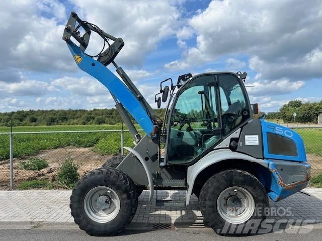 Kramer 950 Колесни товарачи
