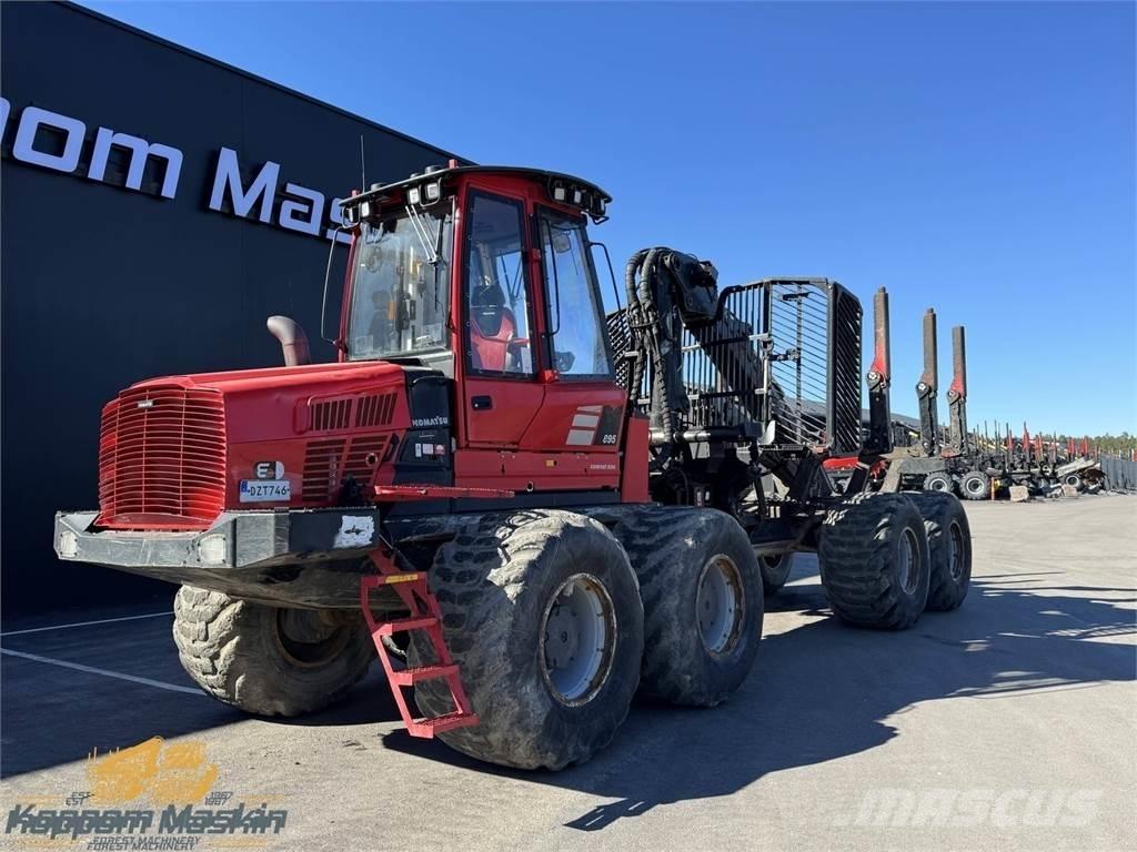 Komatsu 895 Форуардери