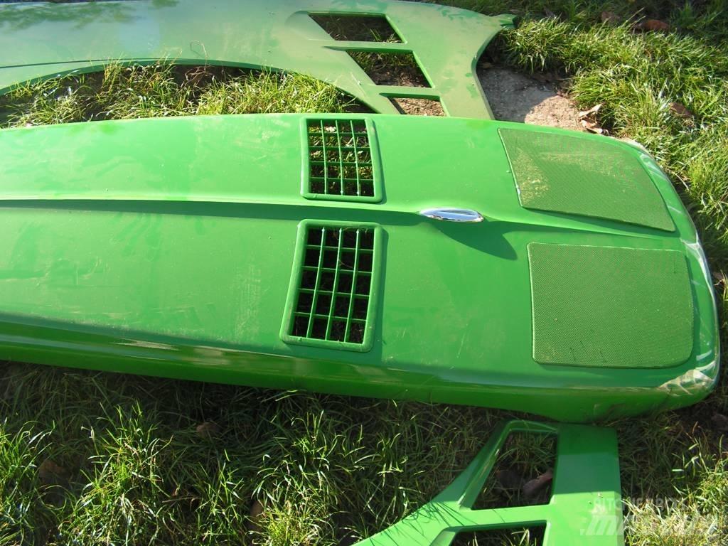 John Deere 8230 Шаси