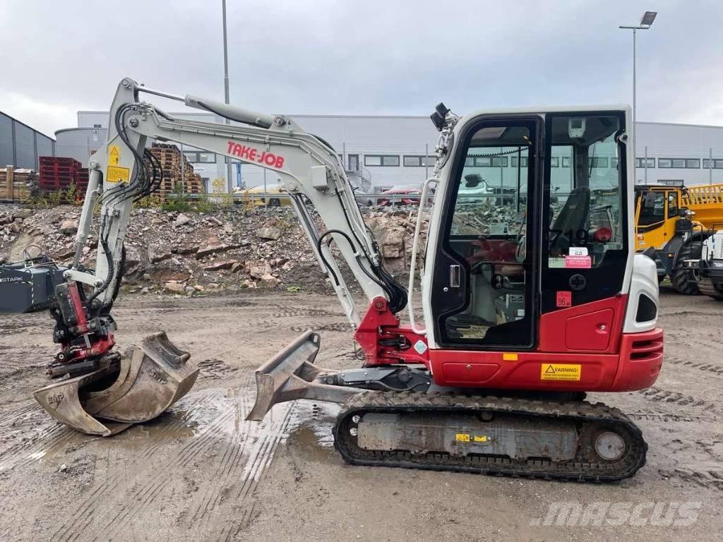 Takeuchi TB 240 Мини екскаватори < 7 т