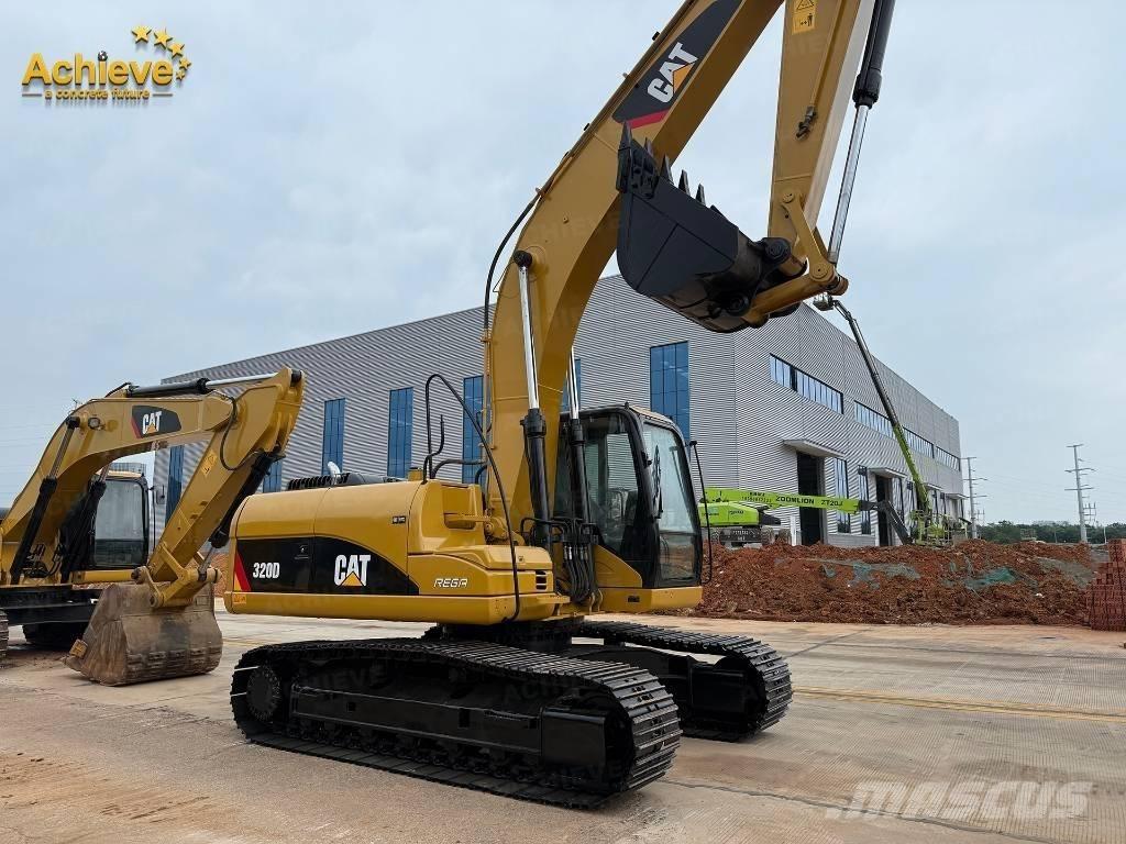 CAT 320 D Верижен екскаватор