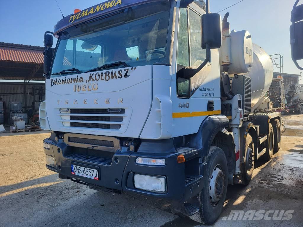 Iveco Trakker Автобетоновози
