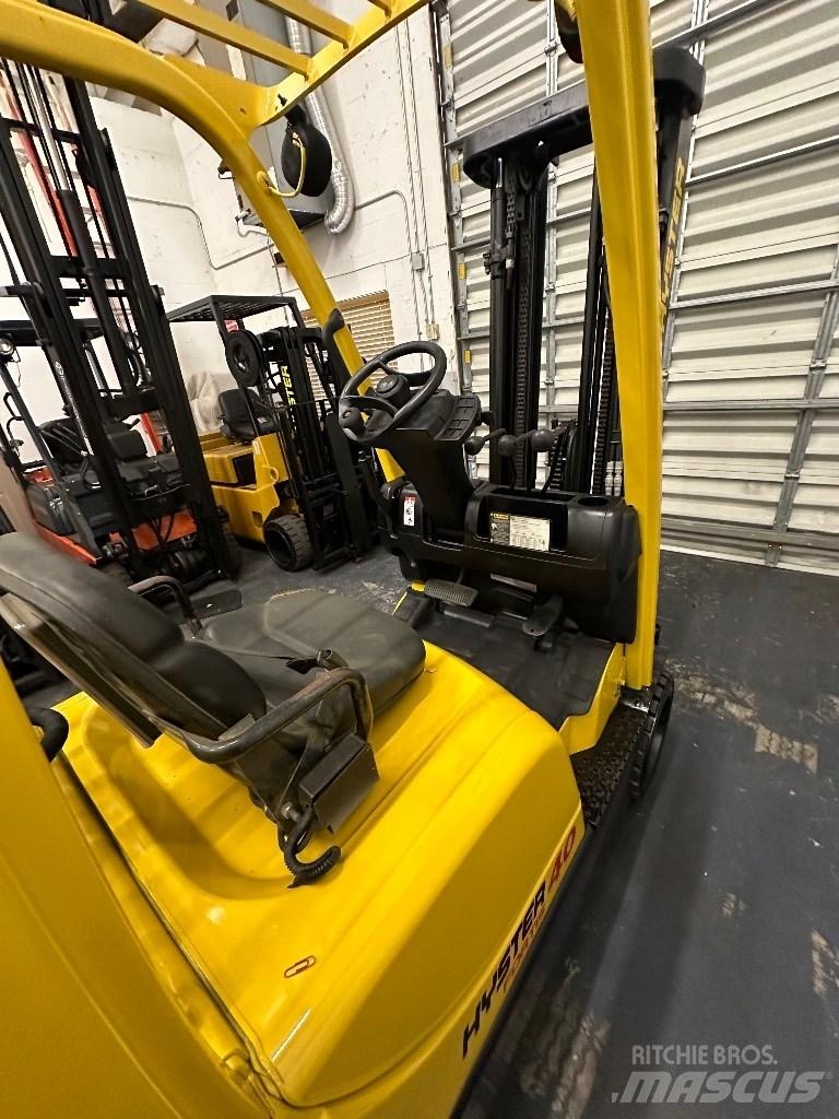 Hyster S 40 FT S Вилични кари-повдигачи - други