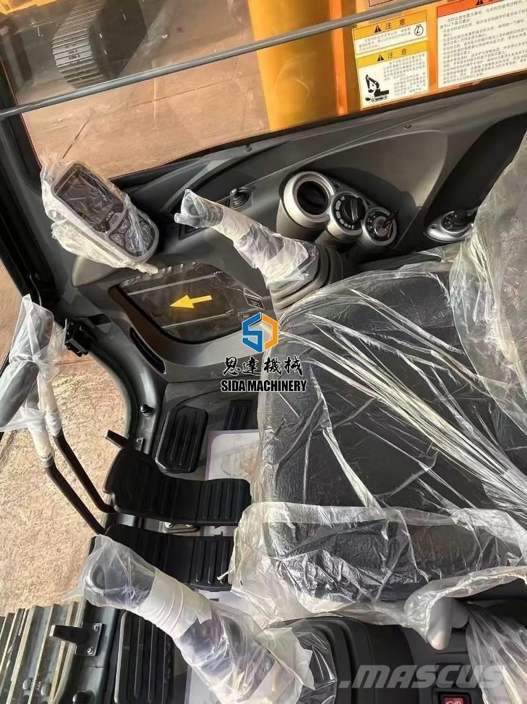 Kato HD 820 V Средни екскаватори 7т - 12т
