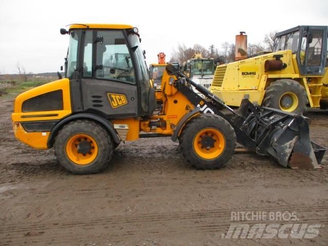 JCB 407 409 Колесни товарачи