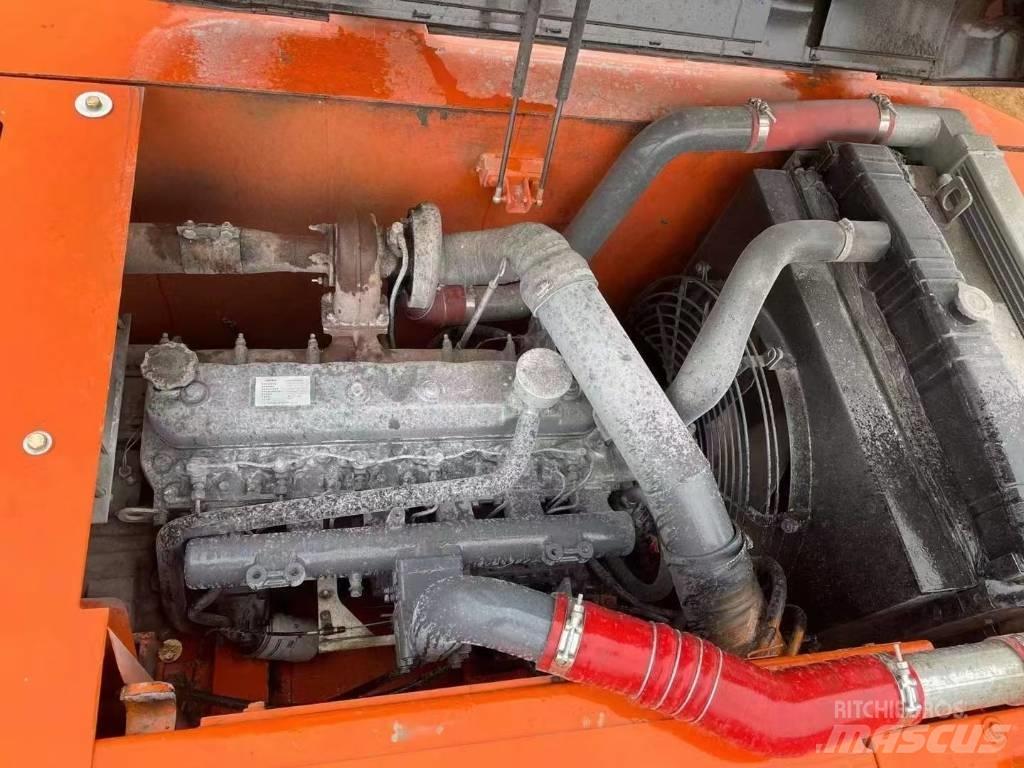 Doosan 225-7 Верижен екскаватор