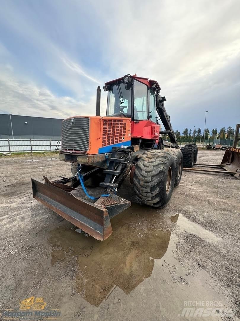 Valmet 890.2 Форуардери