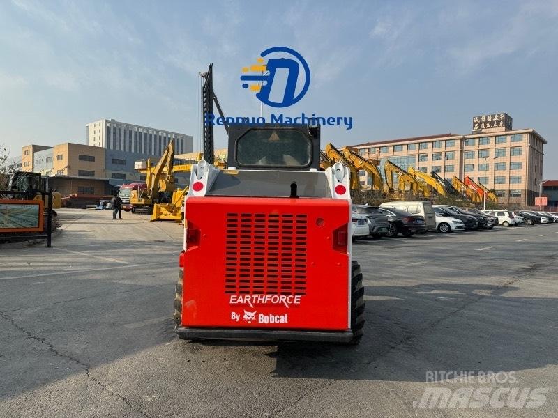 Bobcat S 130 Мини товарачи
