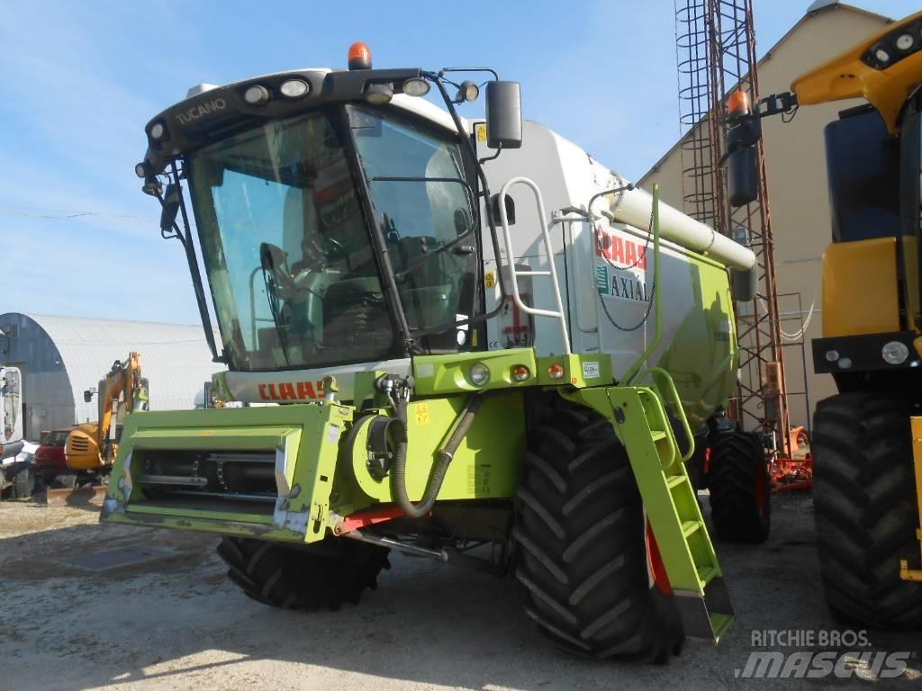 CLAAS Tucano 440 Комбайни