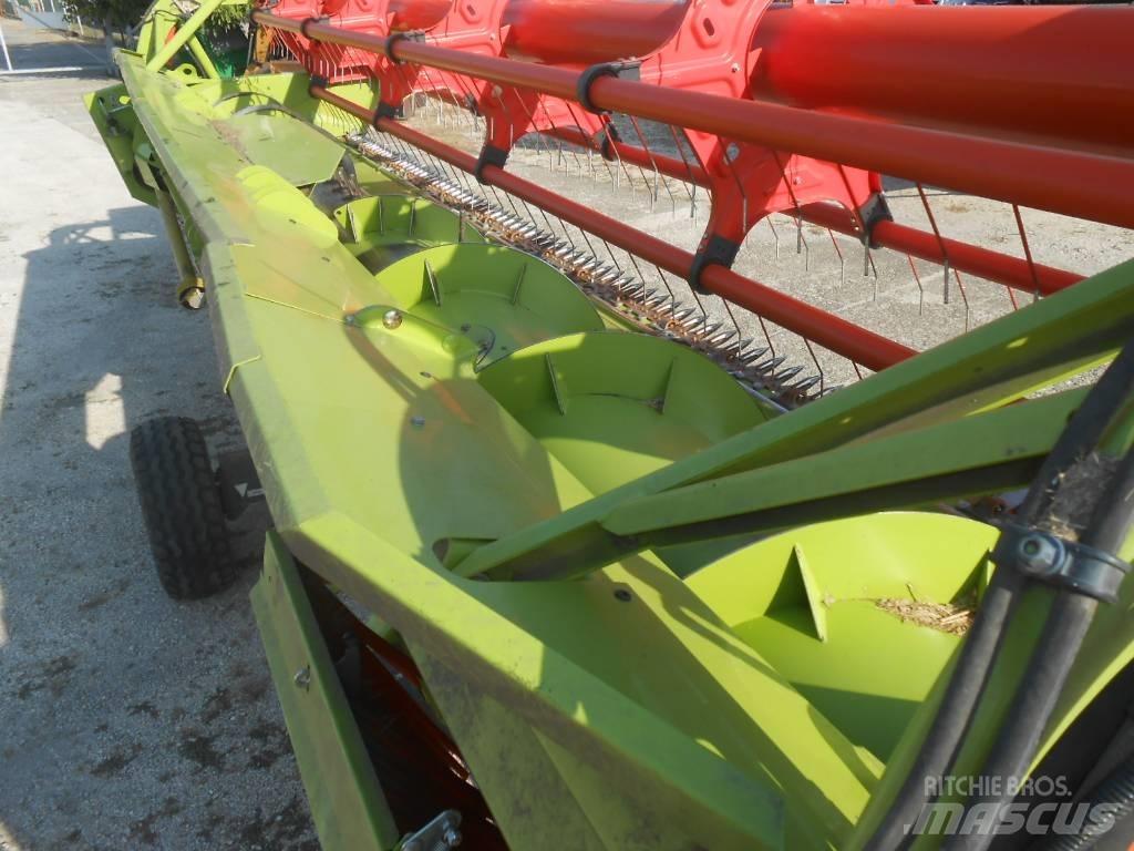 CLAAS Tucano 440 Комбайни