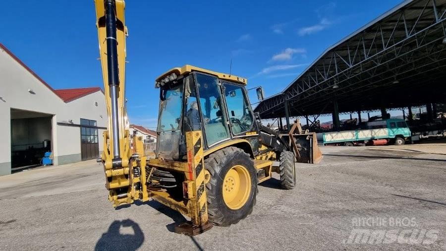 CAT 432D Товарач със заден ексватор
