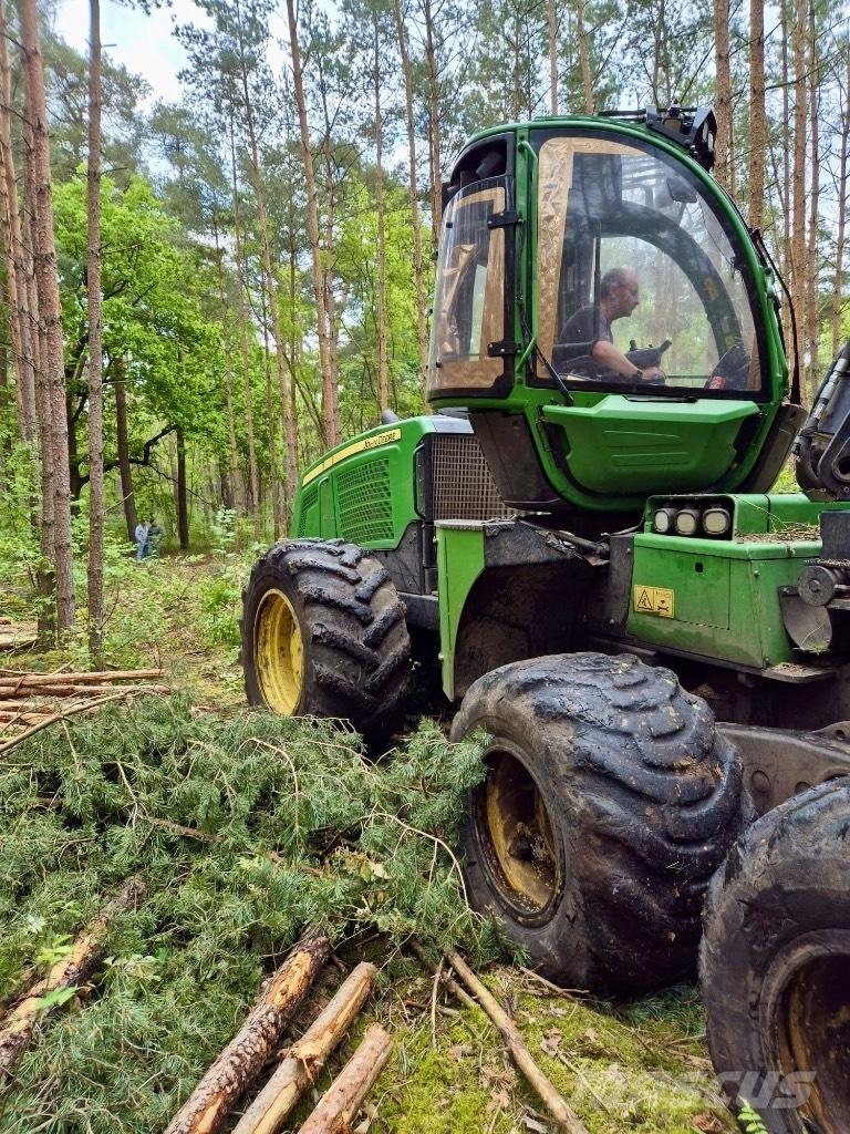 John Deere 1170 E Харвестери