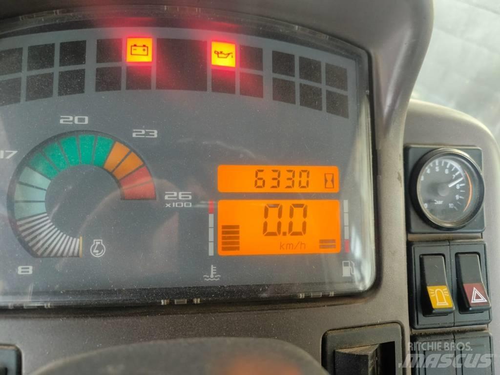 CLAAS Ares 696 RZ Трактори