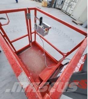 SkyJack SJ 12 Компактни самоходни стрелови подемници
