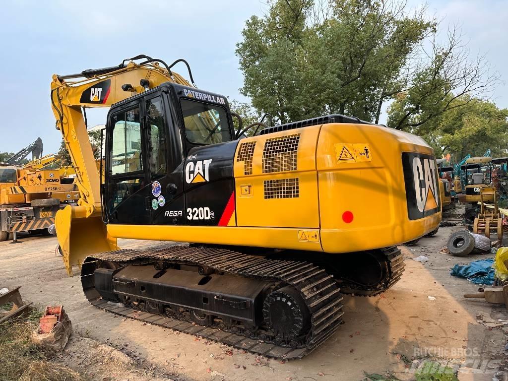 CAT 320 D Верижен екскаватор