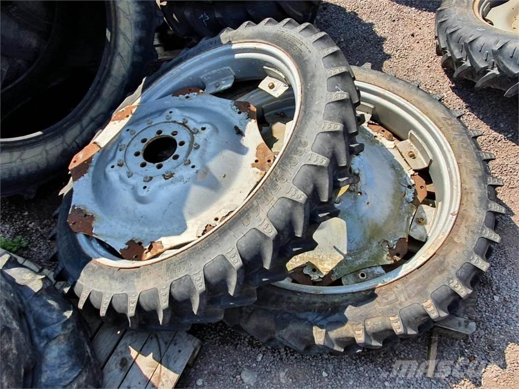 BKT 230/95R44 x2 Колелета/Гуми