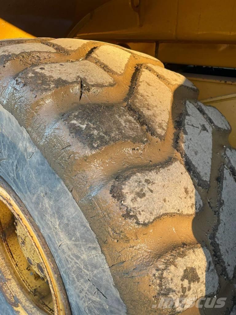 Bell B 30 E Дъмпери/моторни превозни средства