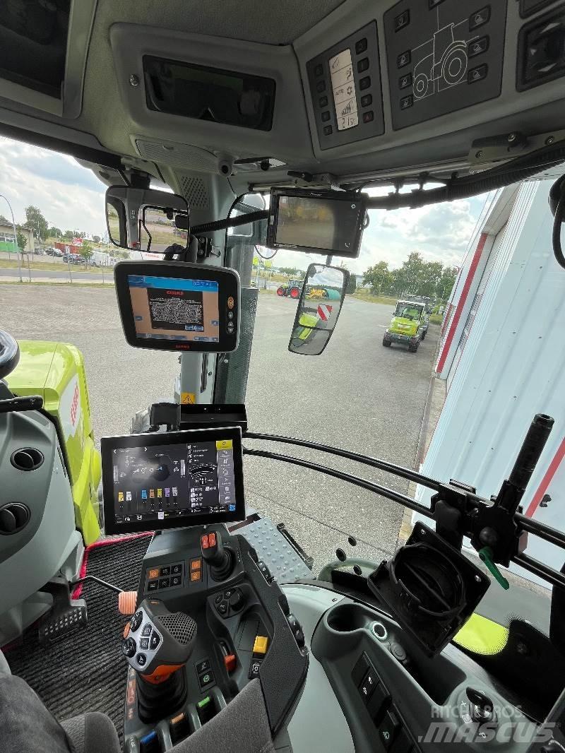 CLAAS Axion 870 Трактори